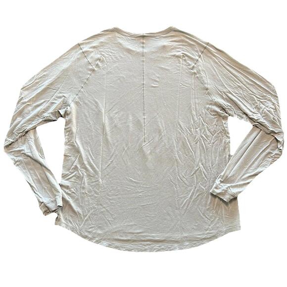 Lululemon Men’s Lightweight Long Sleeve Shirt Light Grey Soft Stretch XL/XXL - Picture 3 of 3